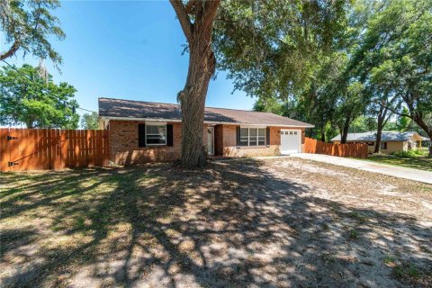House in Summerfield, Florida 2 bedrooms, 114.08 sq.m. № 1722814 - photo 2