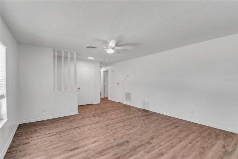 House in Summerfield, Florida 2 bedrooms, 114.08 sq.m. № 1722814 - photo 16