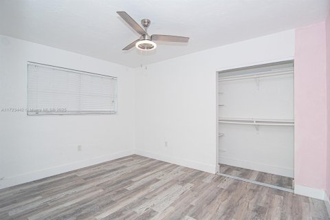 Villa ou maison à vendre à Miramar, Floride: 4 chambres, 145.11 m2 № 1475780 - photo 30