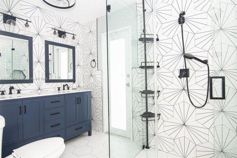 Villa ou maison à vendre à Miramar, Floride: 4 chambres, 145.11 m2 № 1475780 - photo 18