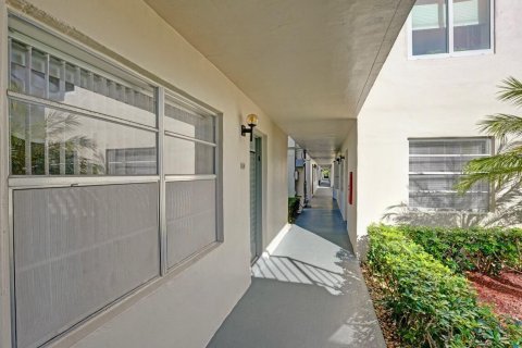 Copropriété à vendre à Delray Beach, Floride: 2 chambres, 83.8 m2 № 2077668 - photo 4