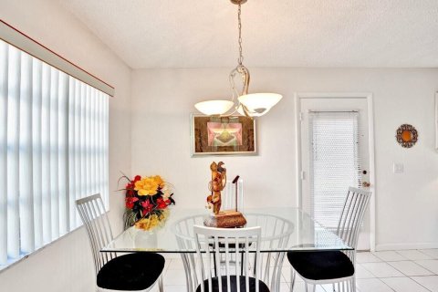 Copropriété à vendre à Delray Beach, Floride: 2 chambres, 83.8 m2 № 2077668 - photo 14