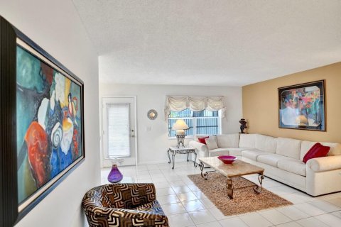 Copropriété à vendre à Delray Beach, Floride: 2 chambres, 83.8 m2 № 2077668 - photo 8