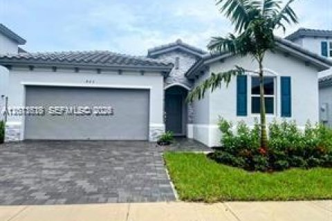 House in Homestead, Florida 3 bedrooms, 173.73 sq.m. № 2076335 - photo 2