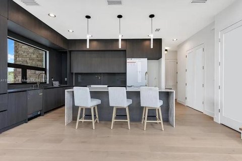Commercial property in Orlando, Florida № 1877671 - photo 12