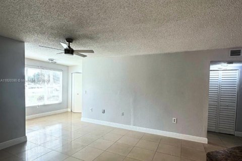Copropriété à vendre à Sunrise, Floride: 1 chambre, 69.03 m2 № 1977311 - photo 20