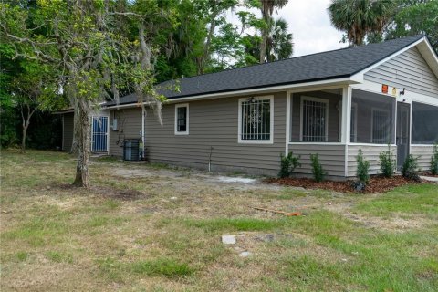 House in Sanford, Florida 2 bedrooms, 80.27 sq.m. № 1734350 - photo 8