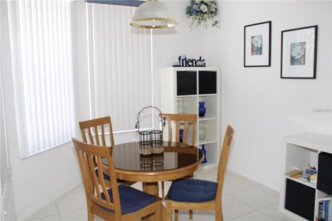 Casa en venta en Davenport, Florida, 4 dormitorios, 221.94 m2 № 1821308 - foto 9