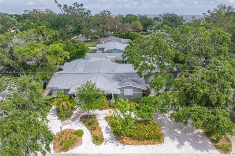 Propiedad comercial en venta en Safety Harbor, Florida, 5 dormitorios, 246.84 m2 № 1734643 - foto 11