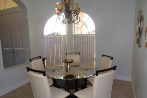 Casa en alquiler en Port Charlotte, Florida, 3 dormitorios № 2059697 - foto 6