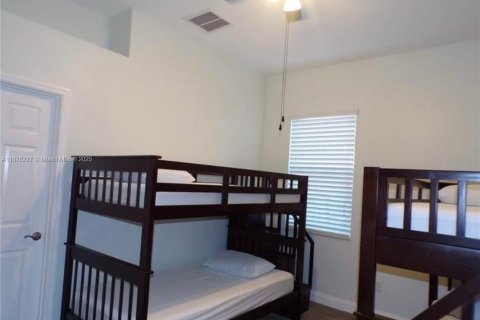 Casa en alquiler en Port Charlotte, Florida, 3 dormitorios № 2059697 - foto 2