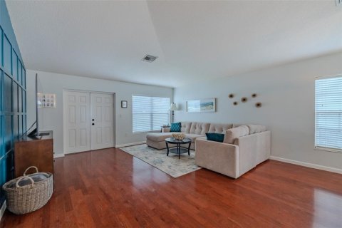 Casa en venta en Brandon, Florida, 3 dormitorios, 111.95 m2 № 2142270 - foto 10