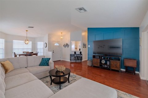 Casa en venta en Brandon, Florida, 3 dormitorios, 111.95 m2 № 2142270 - foto 13
