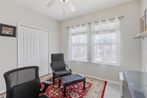 Townhouse in Wesley Chapel, Florida 3 bedrooms, 167.87 sq.m. № 2207093 - photo 17