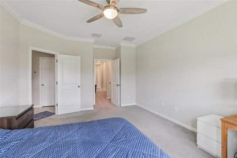 Townhouse in Wesley Chapel, Florida 3 bedrooms, 167.87 sq.m. № 2207093 - photo 15