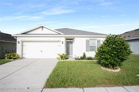 Villa ou maison à louer à Winter Haven, Floride: 4 chambres, 137.96 m2 № 2413667 - photo 5