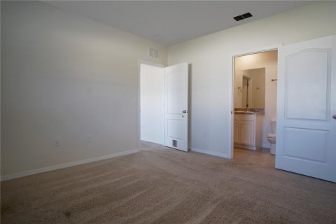 Villa ou maison à louer à Winter Haven, Floride: 4 chambres, 137.96 m2 № 2413667 - photo 14
