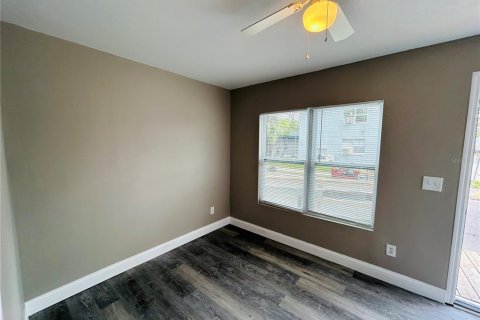 House in Jacksonville, Florida 2 bedrooms, 47.01 sq.m. № 1872919 - photo 4