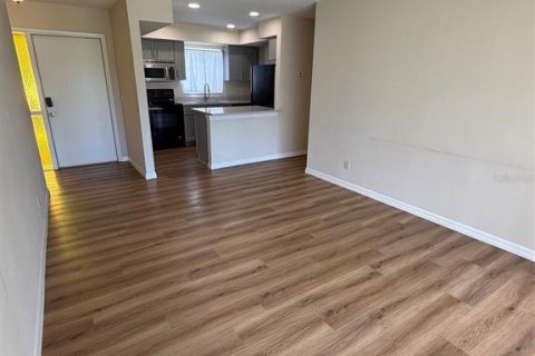 Copropriété à louer à Punta Gorda, Floride: 2 chambres, 83.61 m2 № 2389402 - photo 4