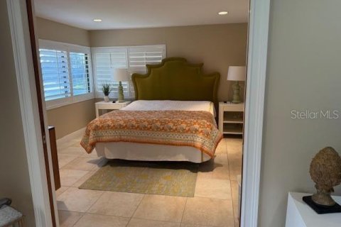 Condo in Wesley Chapel, Florida, 2 bedrooms  № 2201842 - photo 21