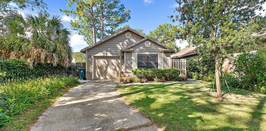 House in Jacksonville, Florida 3 bedrooms, 142.14 sq.m. № 773029