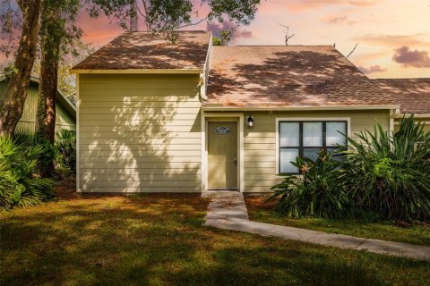 House in Sarasota, Florida 3 bedrooms, 143.53 sq.m. № 2352291
