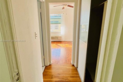 Apartment in Miami Beach, Florida 1 bedroom, 67.82 sq.m. № 1994528 - photo 17