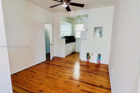 Apartment in Miami Beach, Florida 1 bedroom, 67.82 sq.m. № 1994528 - photo 2