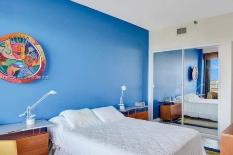 Купить кондоминиум в Ки-Бискейн, Флорида 3 спальни, 185.9м2, № 1895932 - фото 15