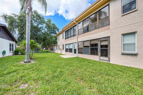 Condo in Holiday, Florida, 2 bedrooms  № 1856368 - photo 20