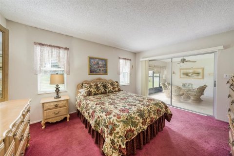 Condo in Holiday, Florida, 2 bedrooms  № 1856368 - photo 16