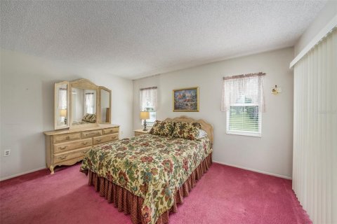 Condo in Holiday, Florida, 2 bedrooms  № 1856368 - photo 15