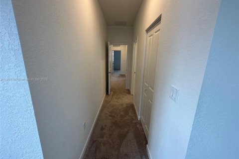 Villa ou maison à vendre à Miami, Floride: 3 chambres, 170.94 m2 № 1950395 - photo 19