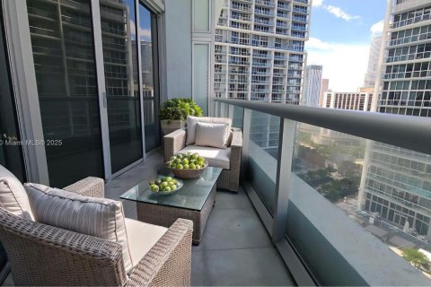 Condominio en venta en Miami, Florida, 1 dormitorio, 68 m2 № 1972259 - foto 15