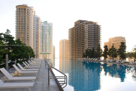 Condominio en venta en Miami, Florida, 1 dormitorio, 68 m2 № 1972259 - foto 22