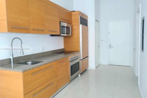 Condominio en venta en Miami, Florida, 1 dormitorio, 68 m2 № 1972259 - foto 19