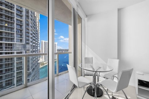 Condominio en venta en Miami, Florida, 1 dormitorio, 68 m2 № 1972259 - foto 5
