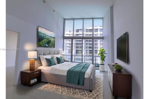 Condominio en venta en Miami, Florida, 1 dormitorio, 68 m2 № 1972259 - foto 11