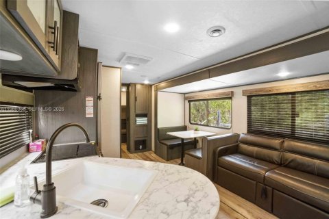 Villa ou maison à vendre à Big Pine Key, Floride: 6 chambres, 281.4 m2 № 2049171 - photo 28