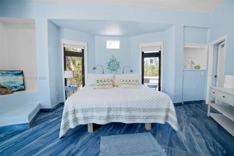 Villa ou maison à vendre à Big Pine Key, Floride: 6 chambres, 281.4 m2 № 2049171 - photo 20