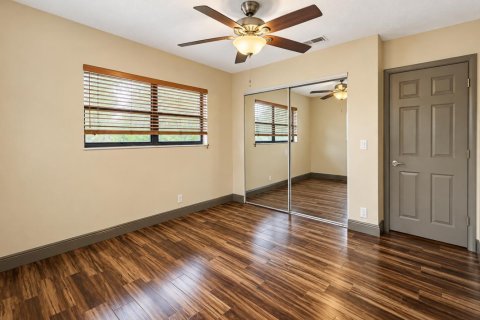 Villa ou maison à louer à Fort Lauderdale, Floride: 3 chambres, 124.67 m2 № 2390187 - photo 15