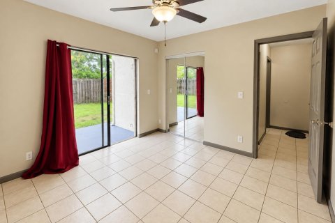 Villa ou maison à louer à Fort Lauderdale, Floride: 3 chambres, 124.67 m2 № 2390187 - photo 9