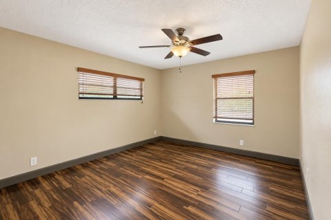 Villa ou maison à louer à Fort Lauderdale, Floride: 3 chambres, 124.67 m2 № 2390187 - photo 7