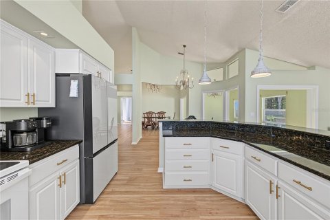 Villa ou maison à vendre à Spring Hill, Floride: 2 chambres, 187.66 m2 № 2399303 - photo 27
