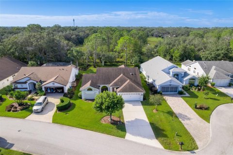 Villa ou maison à vendre à Spring Hill, Floride: 2 chambres, 187.66 m2 № 2399303 - photo 12