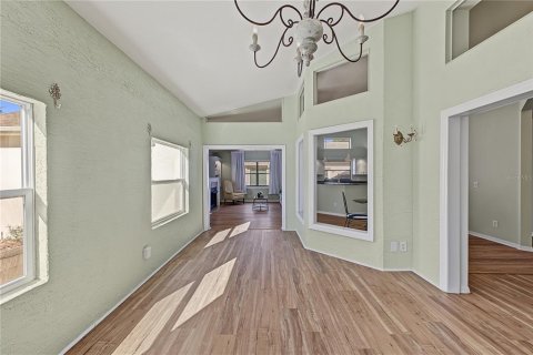 Villa ou maison à vendre à Spring Hill, Floride: 2 chambres, 187.66 m2 № 2399303 - photo 21