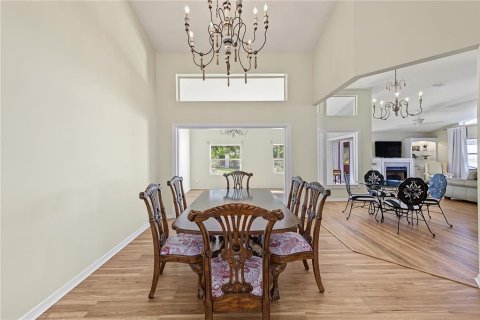 Villa ou maison à vendre à Spring Hill, Floride: 2 chambres, 187.66 m2 № 2399303 - photo 15