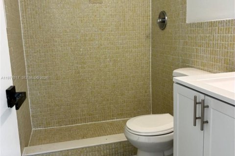 Снять в аренду виллу или дом в Норт-Майами-Бич, Флорида 3 спальни, 110.55м2, № 2042593 - фото 10