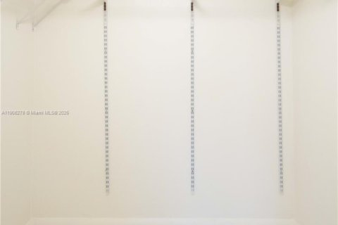 Appartement à louer à Miami, Floride: 1 chambre, 51.1 m2 № 1956710 - photo 13