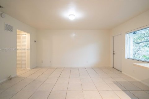 Appartement à louer à Miami, Floride: 1 chambre, 51.1 m2 № 1956710 - photo 7